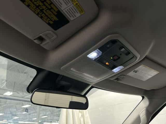 2024 Toyota Tundra photo 21 of 32