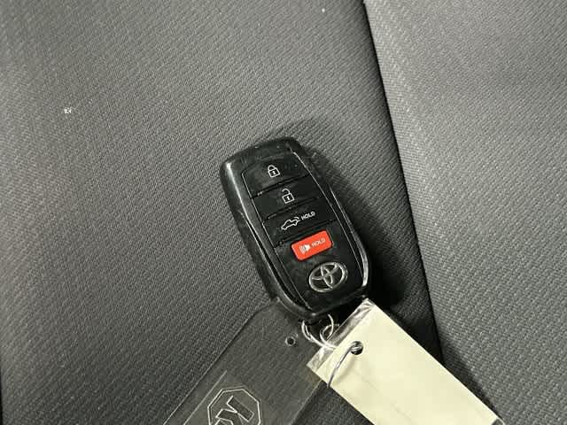2024 Toyota Tundra photo 32 of 32