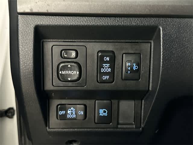 2019 Toyota Tundra SR5 Super White at Sterling McCall Lexus of Clear Lake