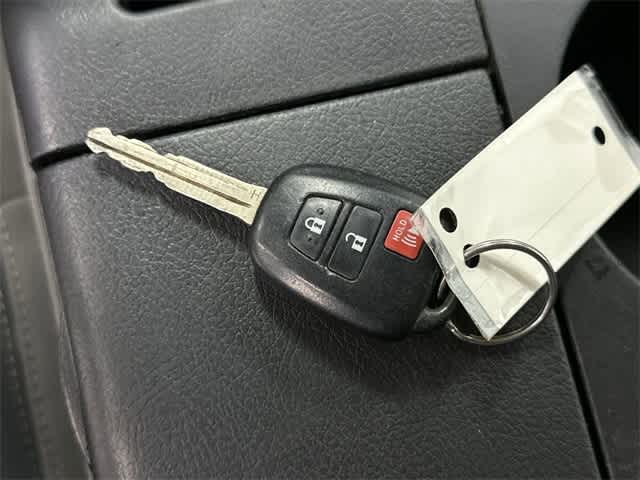 2019 Toyota Tundra SR5 Super White at Sterling McCall Lexus of Clear Lake