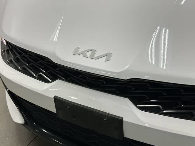 2023 Kia K5 GT Glacial White Pearl at Friendly Ford Crosby