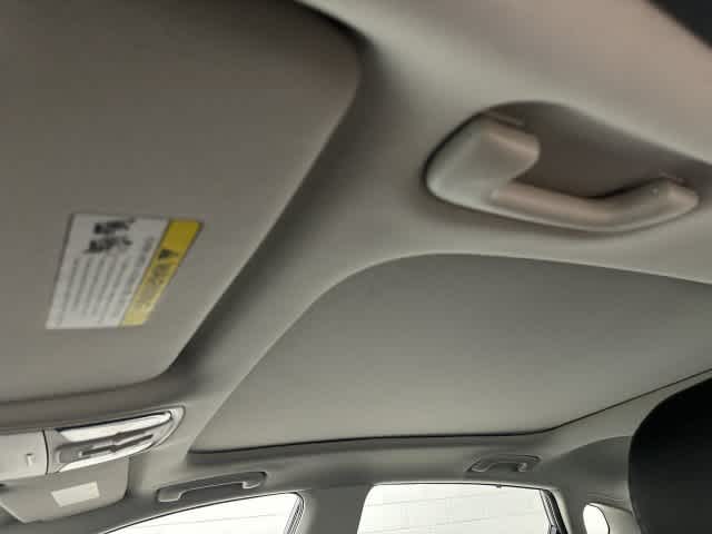 2017 Kia Optima photo 28 of 33