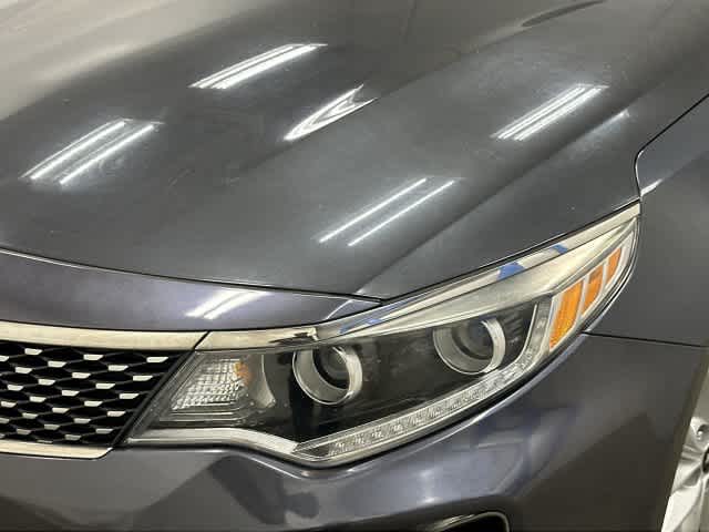2017 Kia Optima photo 32 of 33