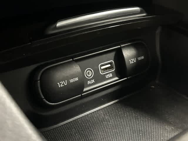 2017 Kia Optima photo 26 of 33