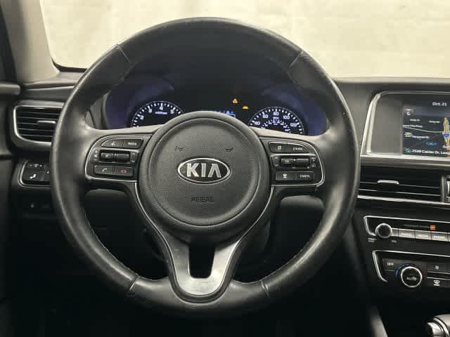 2017 Kia Optima photo 15 of 33