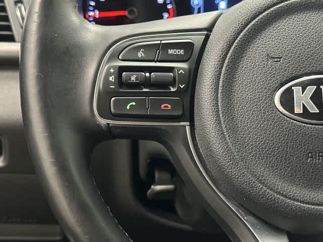 2017 Kia Optima photo 17 of 33