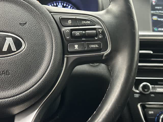 2017 Kia Optima photo 18 of 33