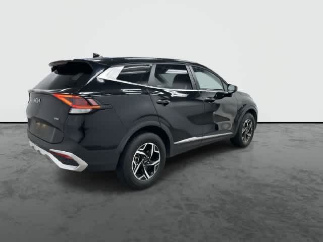 2025 Kia Sportage photo 4 of 32