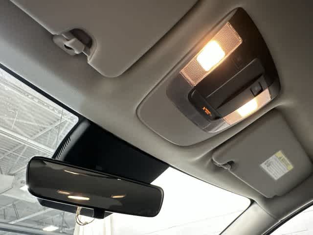 2025 Kia Sportage photo 21 of 32