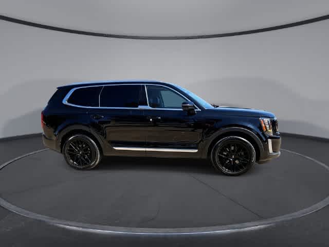2022 Kia Telluride photo 9 of 31