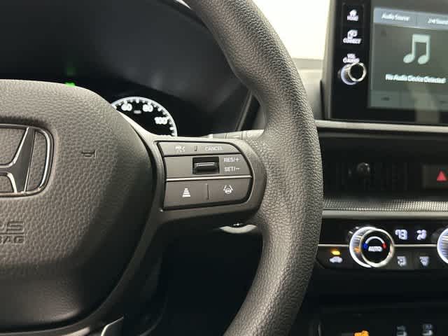 2027 Honda CR-V photo 18 of 31