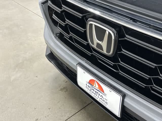 2027 Honda CR-V photo 29 of 31