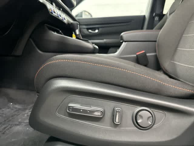 2027 Honda CR-V Hybrid photo 25 of 31