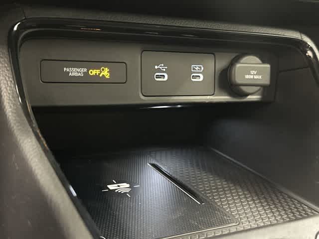 2027 Honda CR-V Hybrid photo 24 of 31