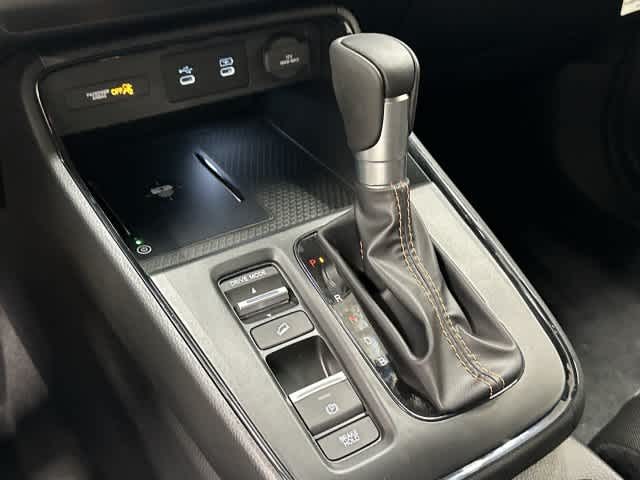 2027 Honda CR-V Hybrid photo 23 of 31