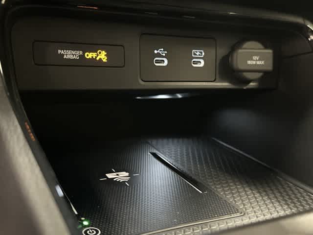 2027 Honda CR-V Hybrid photo 24 of 31