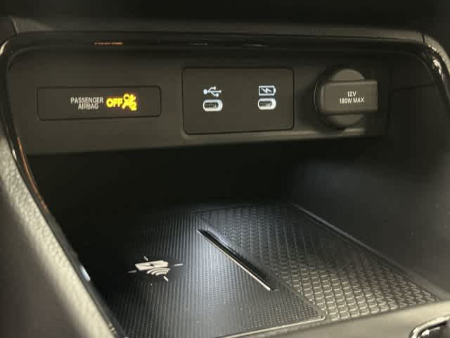 2026 Honda CR-V Hybrid photo 26 of 33