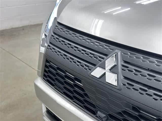 2024 Mitsubishi Eclipse Cross SE Alloy Silver Metallic at HGreg Houston