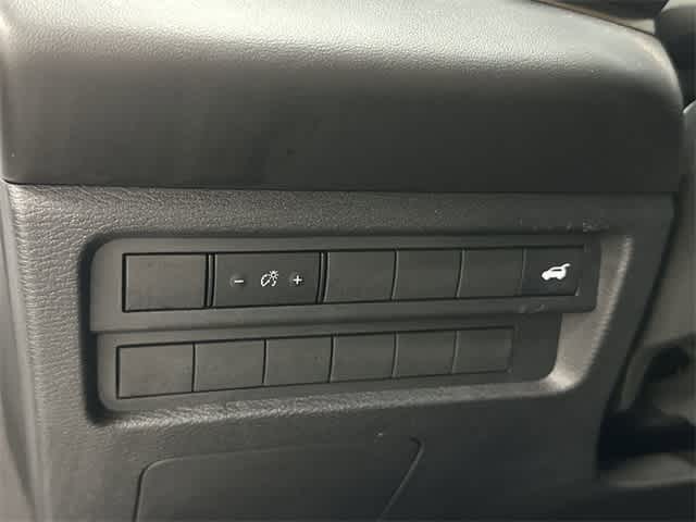 2023 Mitsubishi Outlander SE White Diamond at HGreg Houston