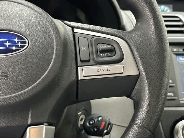 2017 Subaru Forester photo 18 of 32