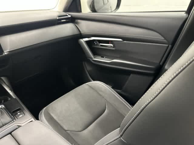 2026 Mazda CX-5 photo 13 of 33