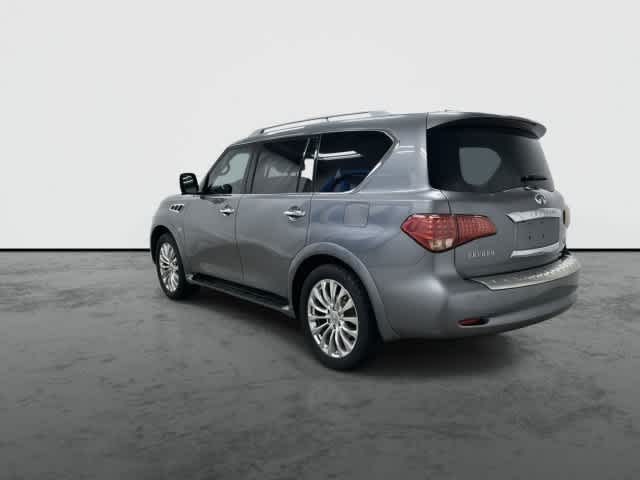 2017 INFINITI QX80 photo 2 of 33
