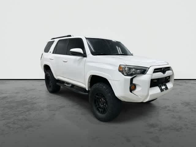 2020 Toyota 4Runner photo 6 of 31