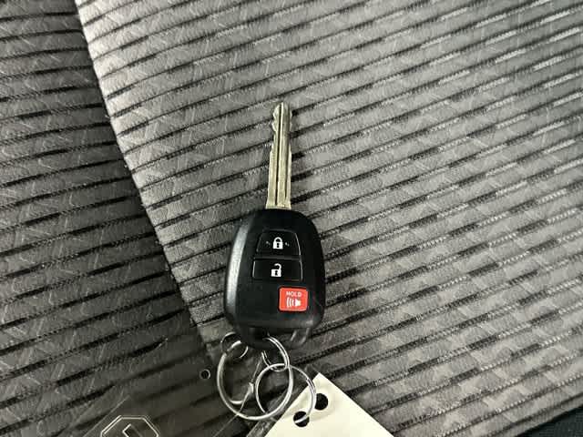 2020 Toyota 4Runner photo 31 of 31