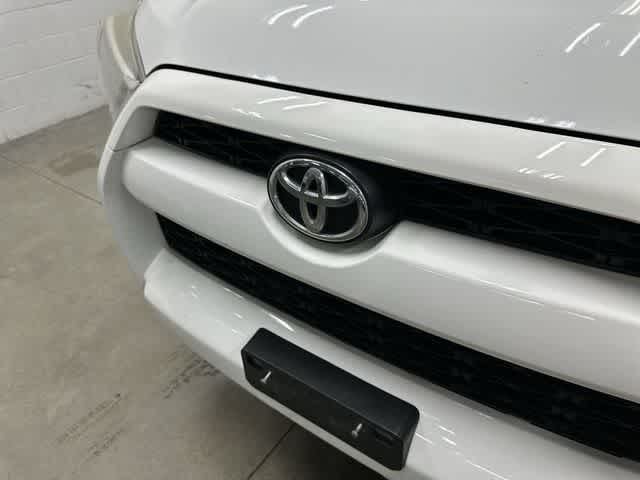 2019 Toyota 4Runner SR5 Super White at AutoNation Toyota Gulf Fwy