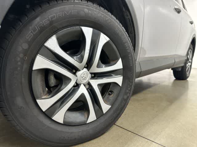 2018 Toyota RAV4 LE Silver Sky Metallic at Beck & Masten Kia