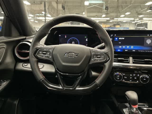 2024 Chevrolet Trax photo 15 of 32