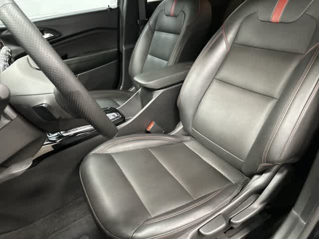 2024 Chevrolet Trax photo 10 of 32