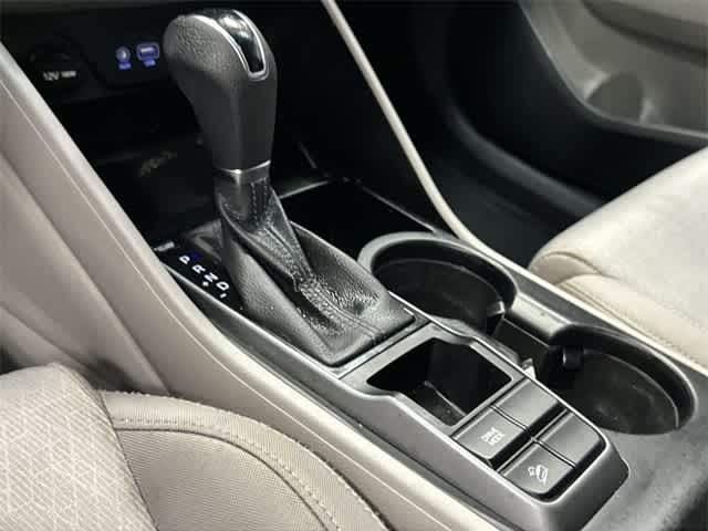 2016 Hyundai Tucson SE Dazzling White at Honda of Clear Lake