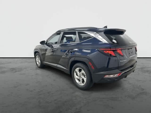 2024 Hyundai Tucson photo 2 of 32