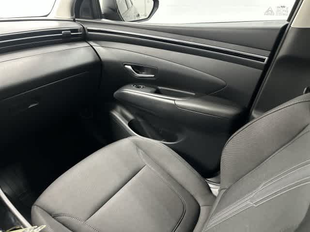 2024 Hyundai Tucson photo 13 of 32