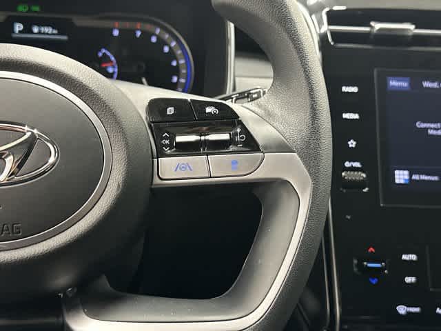 2024 Hyundai Tucson photo 18 of 32