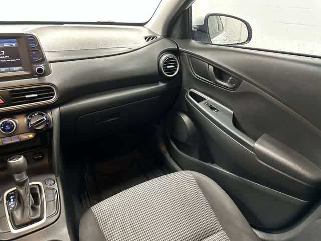 2019 Hyundai Kona SE Chalk White at HGreg Houston