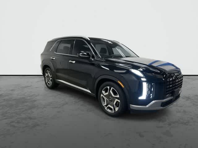 2023 Hyundai Palisade Limited Abyss Black Pearl at Friendly Ford Crosby
