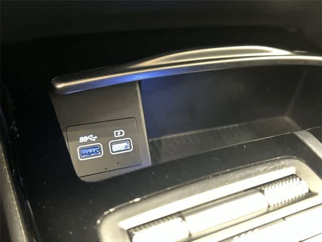 2023 Genesis G80 2.5T Savile Silver at Helfman Ford