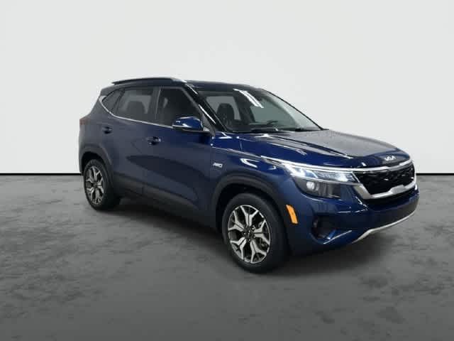 2023 Kia Seltos photo 5 of 33