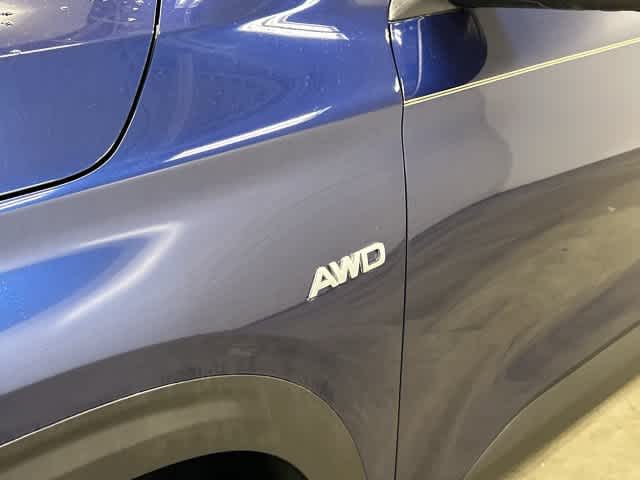2023 Kia Seltos photo 31 of 33