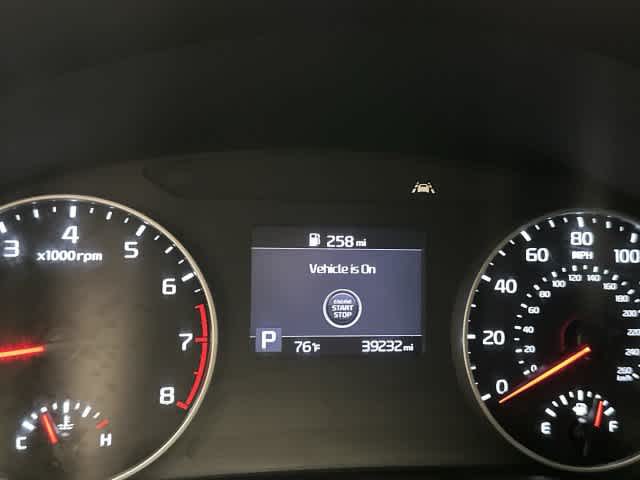2023 Kia Seltos photo 16 of 33