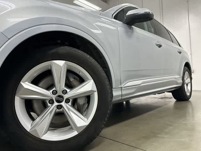 2024 Audi Q7 Premium Plus Satellite Silver Metallic at Texan GMC Buick