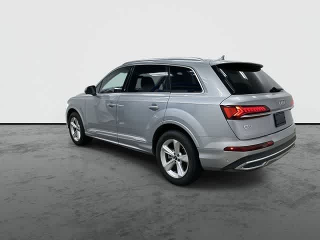 2024 Audi Q7 Premium Plus Satellite Silver Metallic at Friendly Ford Crosby