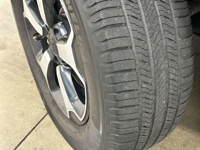 2021 Jeep Renegade Trailhawk Granite Crystal Metallic Clearcoat at AutoNation USA Houston