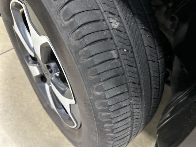 2021 Jeep Renegade photo 28 of 31