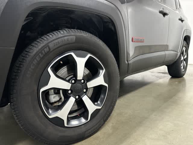 2021 Jeep Renegade photo 27 of 31