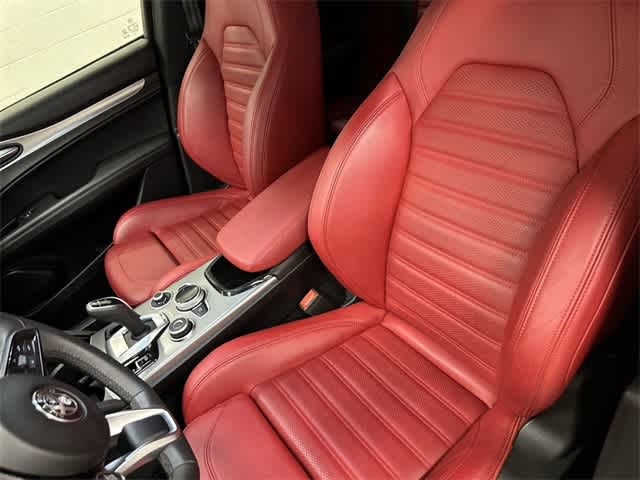 2024 Alfa Romeo Stelvio Veloce - 9