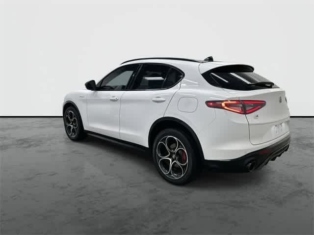 2024 Alfa Romeo Stelvio Veloce - 8
