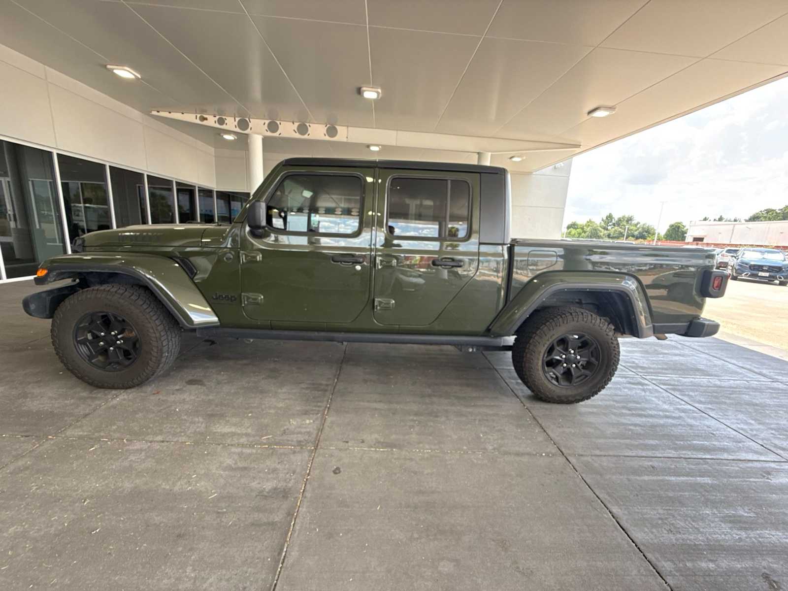 2023 Jeep Gladiator